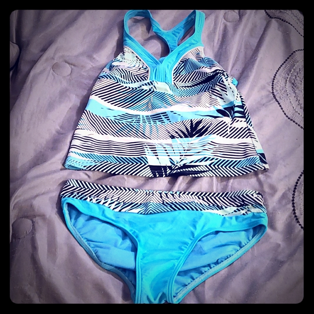 Girls 2-piece bathing suit